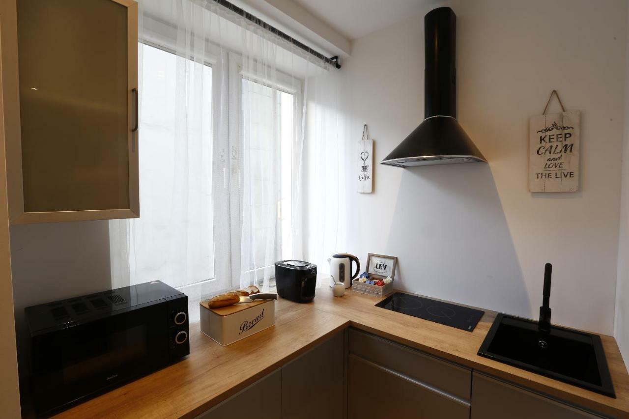 Apartamenty Sienkiewicza - Bezplatny Parking, Centrum, Park, Fv Kielce Kültér fotó