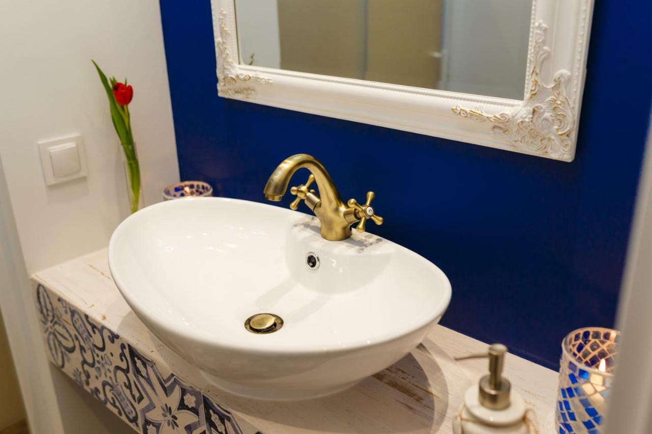 Apartamenty Sienkiewicza - Bezplatny Parking, Centrum, Park, Fv Kielce Kültér fotó